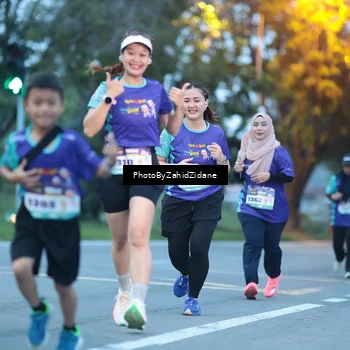 Runner Photo 8232048