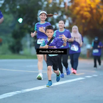 Runner Photo 8232049