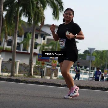 Runner Photo 8232054