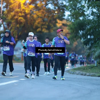 Runner Photo 8232067