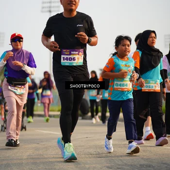 Runner Photo 8232081