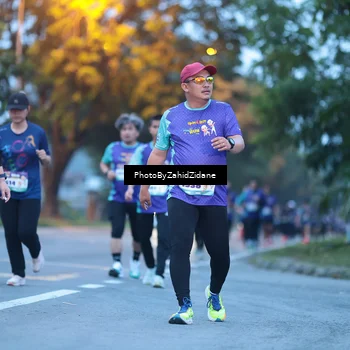 Runner Photo 8232136