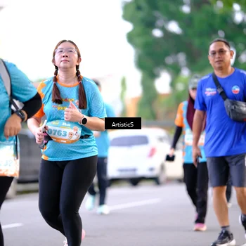 Runner Photo 8232179