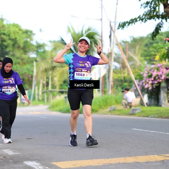Runner Photo 8232241