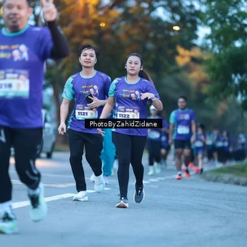 Runner Photo 8232307