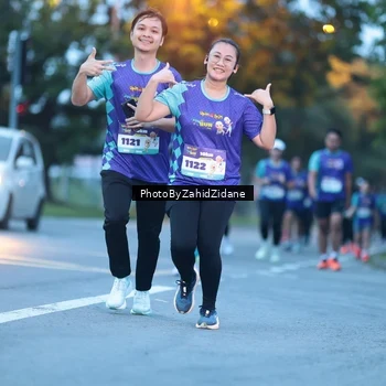 Runner Photo 8232313