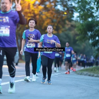 Runner Photo 8232318