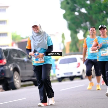 Runner Photo 8232338