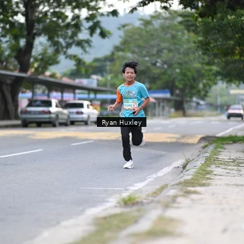 Runner Photo 8232353