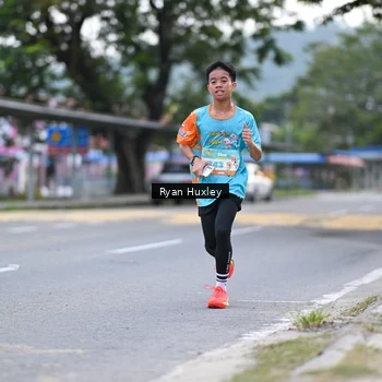 Runner Photo 8232355