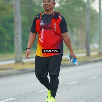Runner Photo 8232363