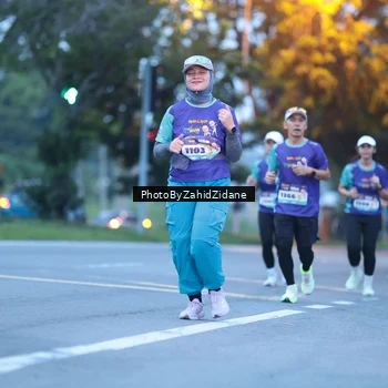 Runner Photo 8232367