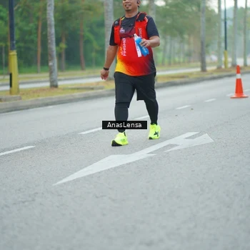 Runner Photo 8232369