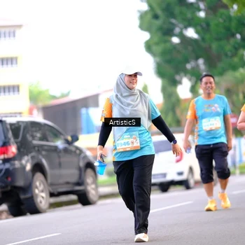 Runner Photo 8232371