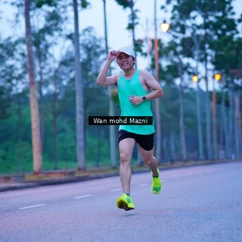 Runner Photo 8232374
