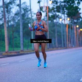 Runner Photo 8232375