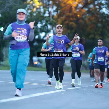 Runner Photo 8232377