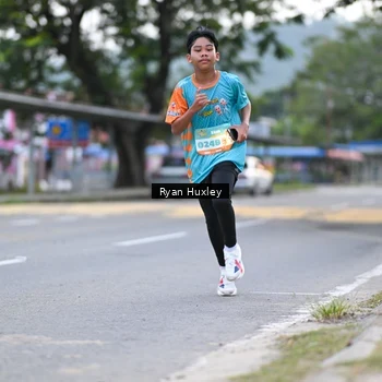 Runner Photo 8232383
