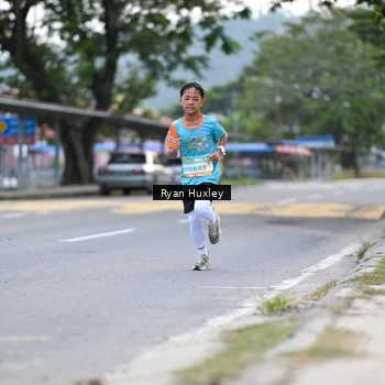 Runner Photo 8232390