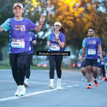 Runner Photo 8232400