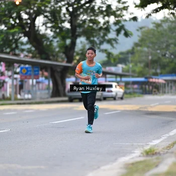 Runner Photo 8232427
