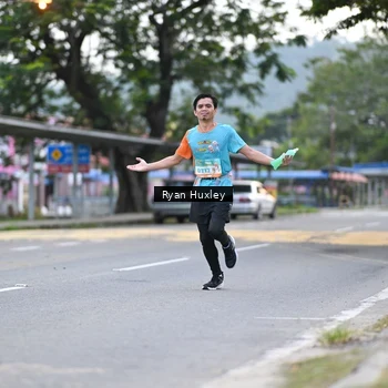 Runner Photo 8232440