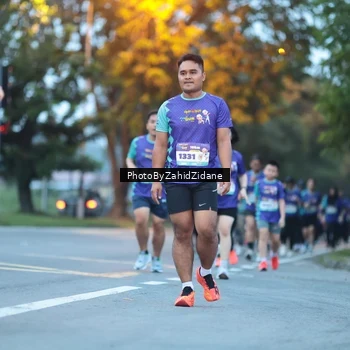 Runner Photo 8232452