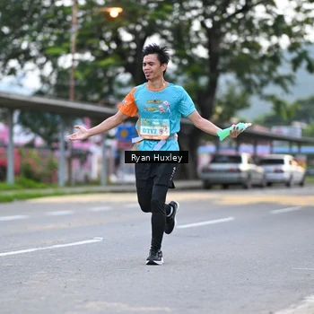 Runner Photo 8232458