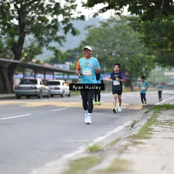 Runner Photo 8232459
