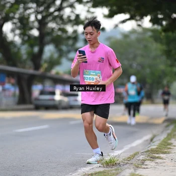 Runner Photo 8232462
