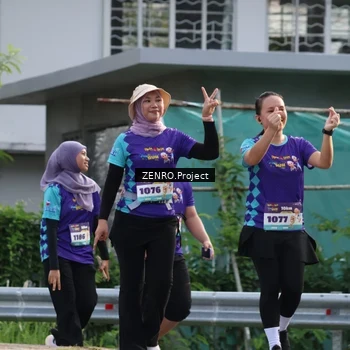 Runner Photo 8232463