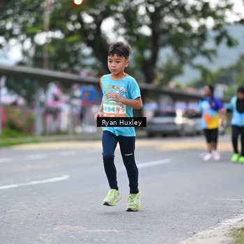 Runner Photo 8232472