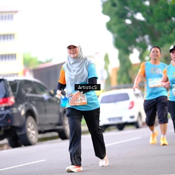 Runner Photo 8232486