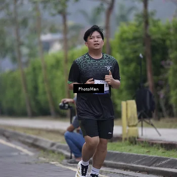 Runner Photo 8232502
