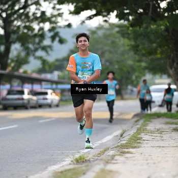 Runner Photo 8232553