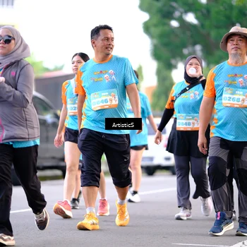 Runner Photo 8232571