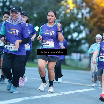 Runner Photo 8232607