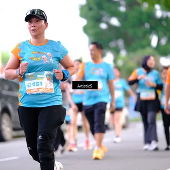 Runner Photo 8232646
