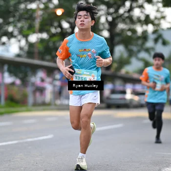 Runner Photo 8232673