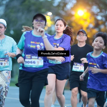 Runner Photo 8232692