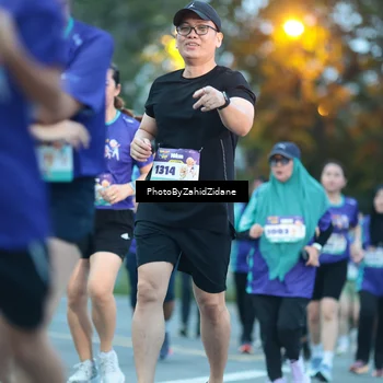 Runner Photo 8232700