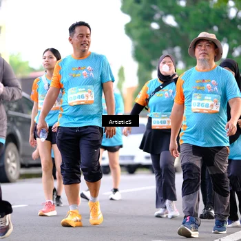 Runner Photo 8232739