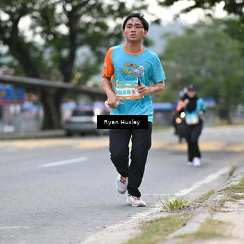 Runner Photo 8232763