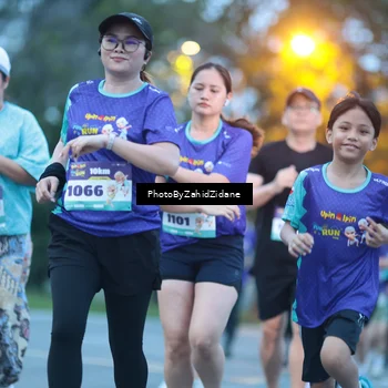 Runner Photo 8232768