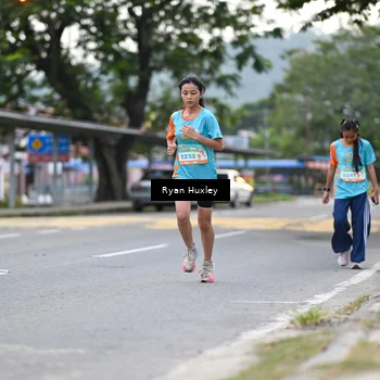 Runner Photo 8232800