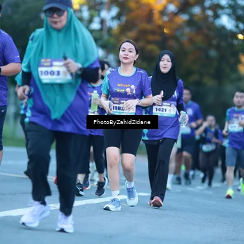 Runner Photo 8232801