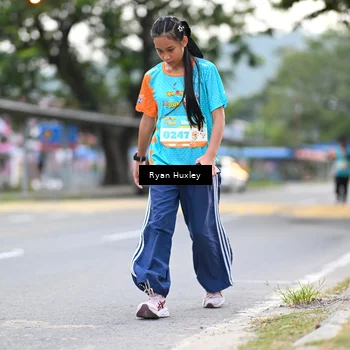 Runner Photo 8232811