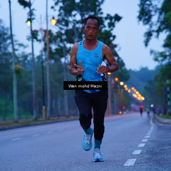 Runner Photo 8232812