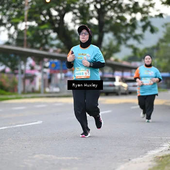 Runner Photo 8232817