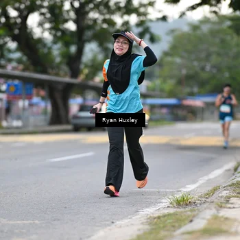 Runner Photo 8232860